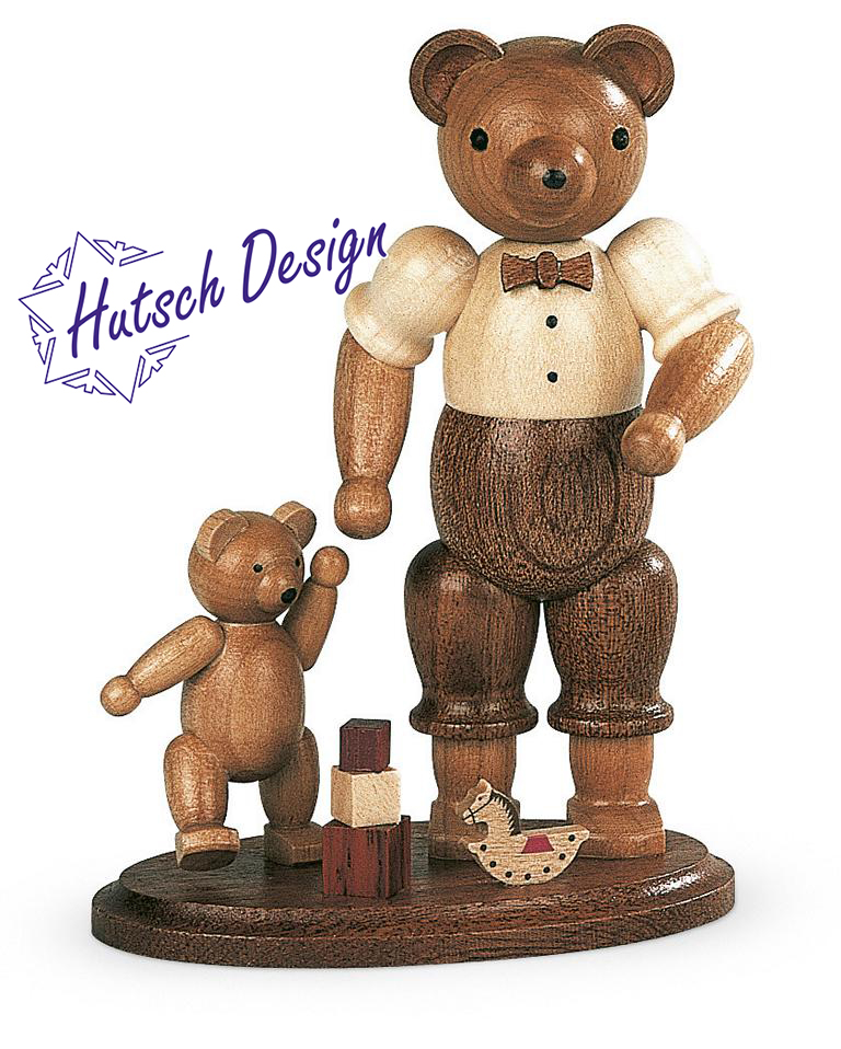 Bärenvater mit spielendem Kind