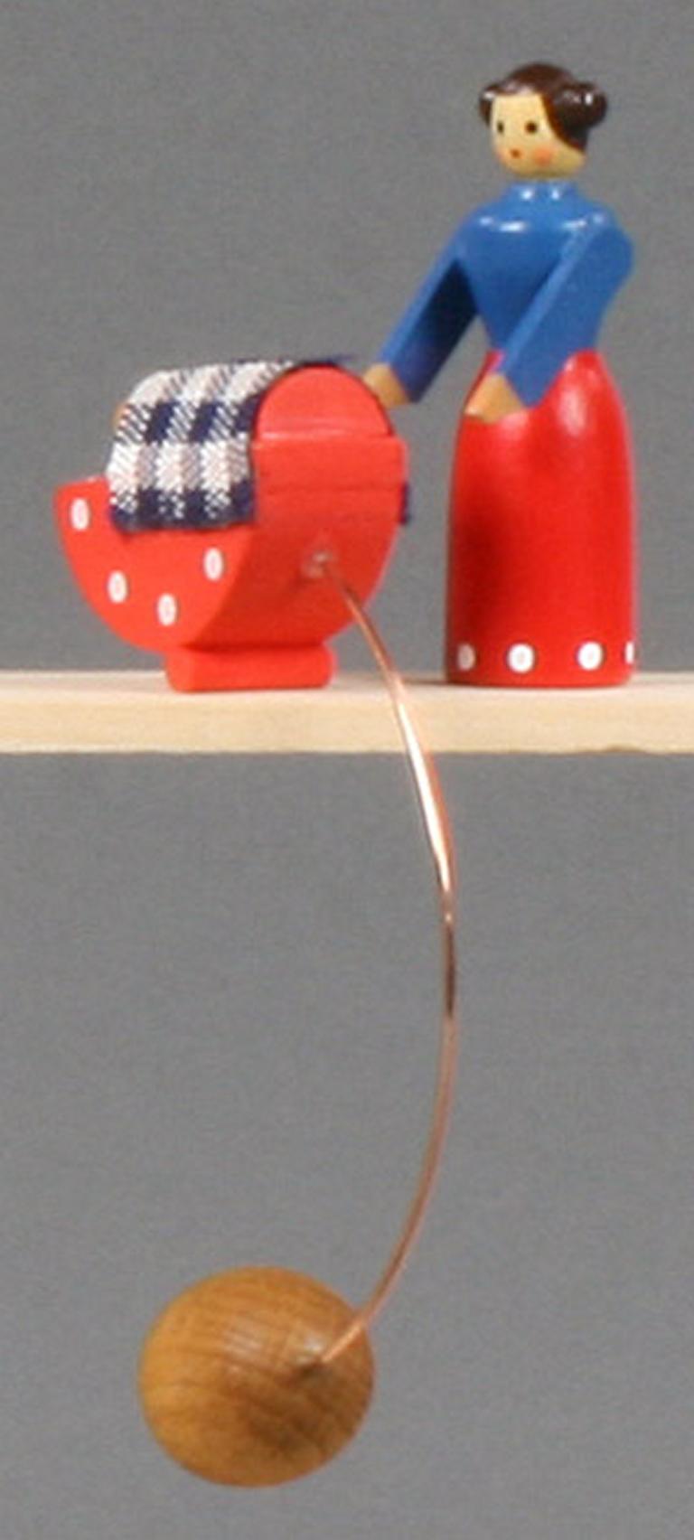 Schaukelfigur Mutter mit Wiege blau/rot