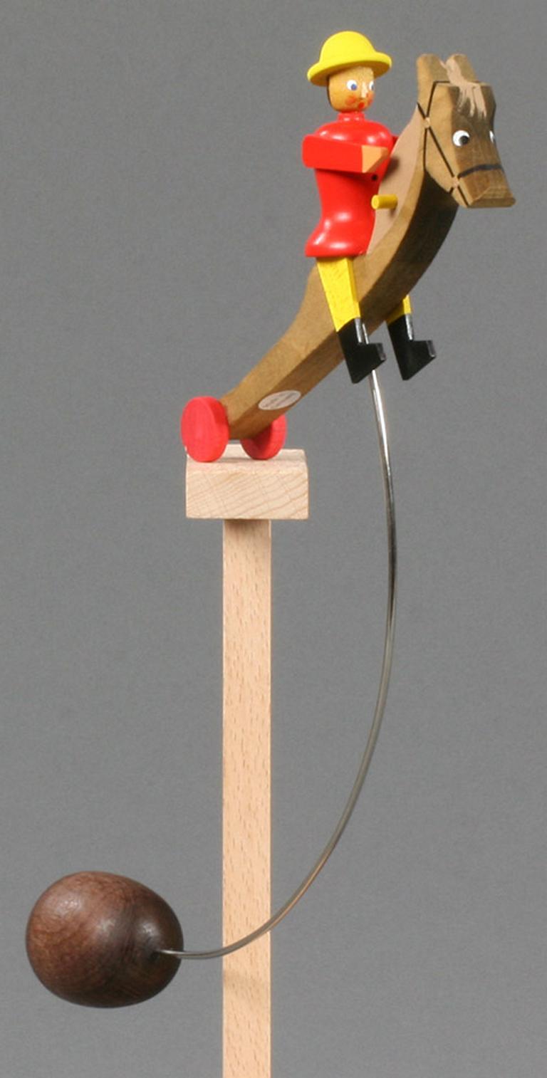 Schaukelfigur Reiter groß rot 27cm Schaukelfigur Reiter groß rot 27cm
