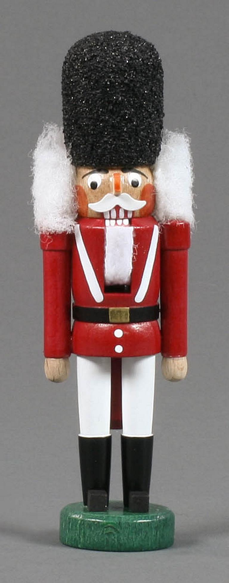 Nussknacker Däne rot-weiß, 15cm