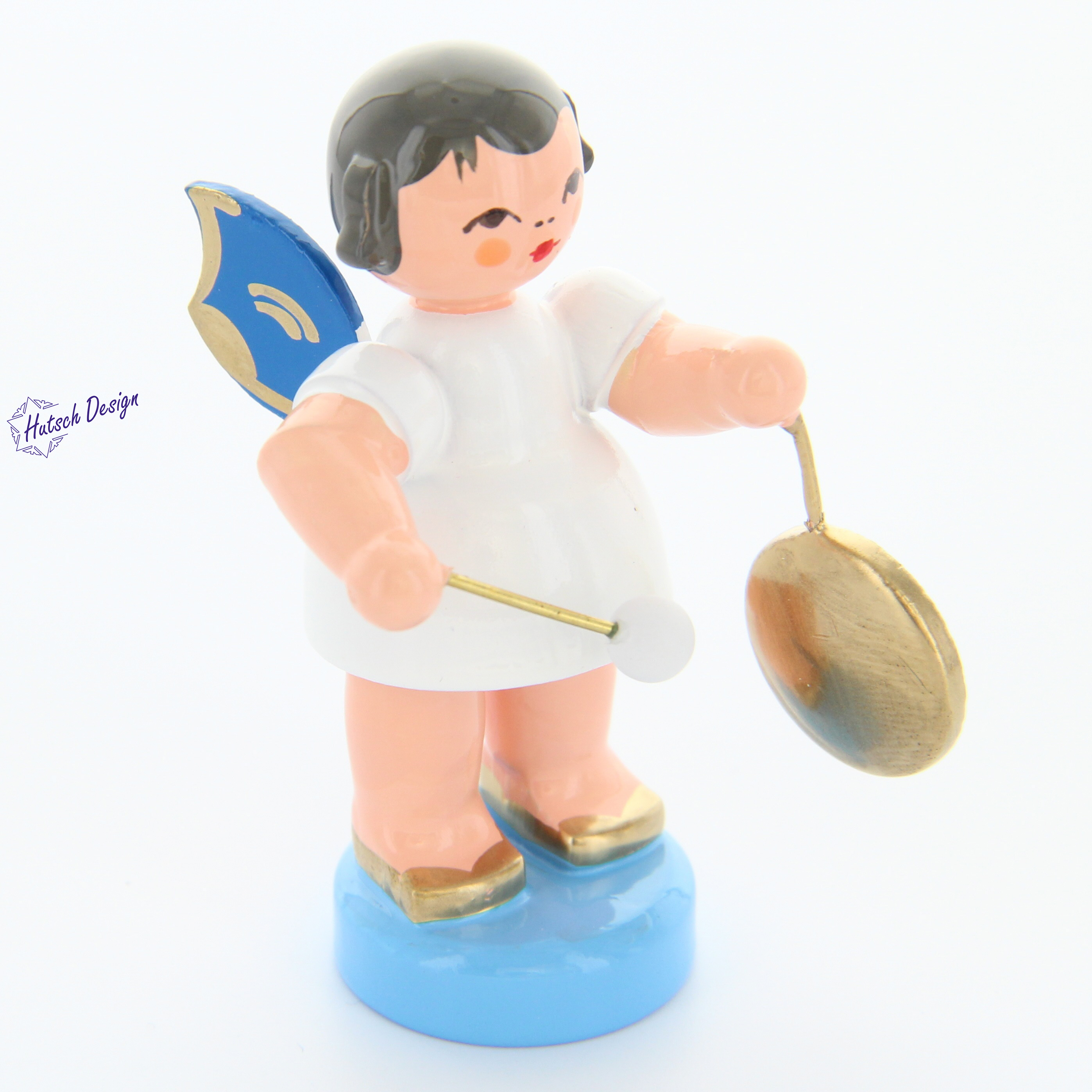 Engel stehend mit kleinem Gong, blaue Flügel Engel stehend mit kleinem Gong, blaue Flügel