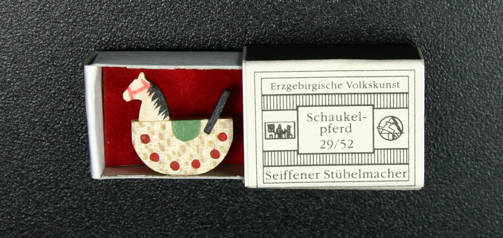 Zündholzschachteln Schaukelpferd 2cm x 2cm x 1cm