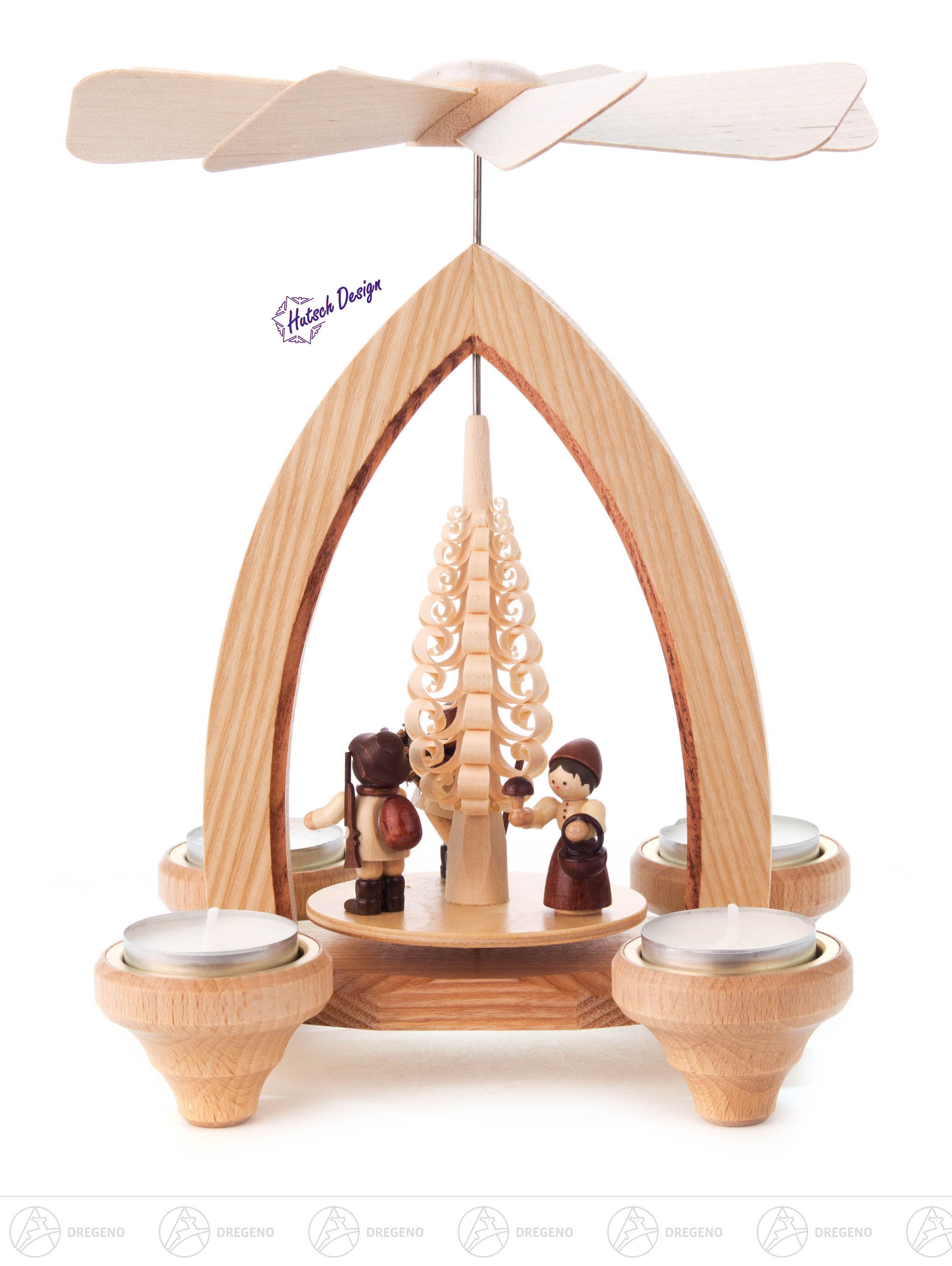 Pyramide mit Waldleuten, für Teelichte