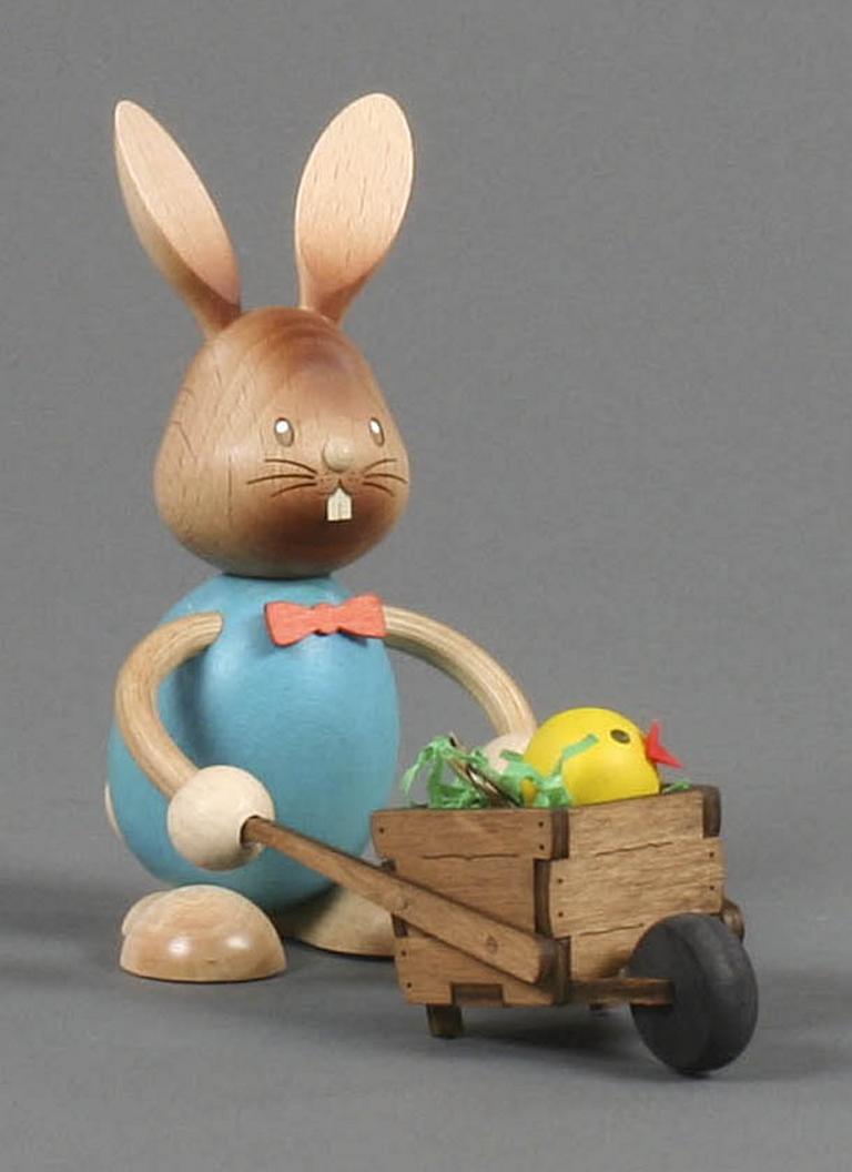 Hase Stupsi mit Schubkarre Hase Stupsi mit Schubkarre