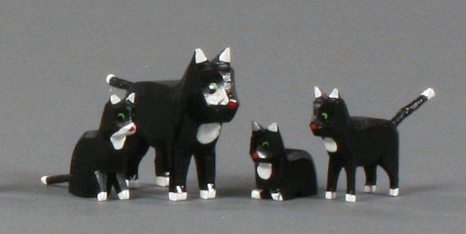 Katzenfamilie groß in Spandose (4) Katzenfamilie groß in Spandose (4)