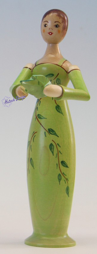 Tugendfigur Hoffnung mit Kristallblatt farbig lasiert und bemalt Tugendfigur Hoffnung mit Kristallblatt farbig lasiert und bemalt