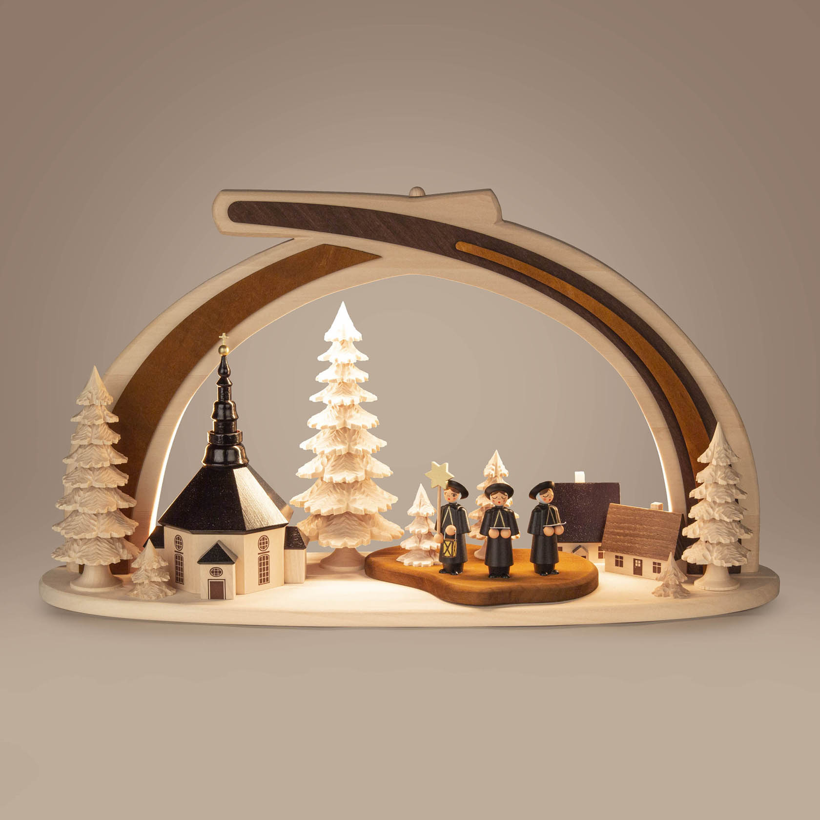 Massivholzbogen Seiffener Kirche mit Kurrende und LED-Beleuchtung (Trafo: 100...240V) 30x45cm