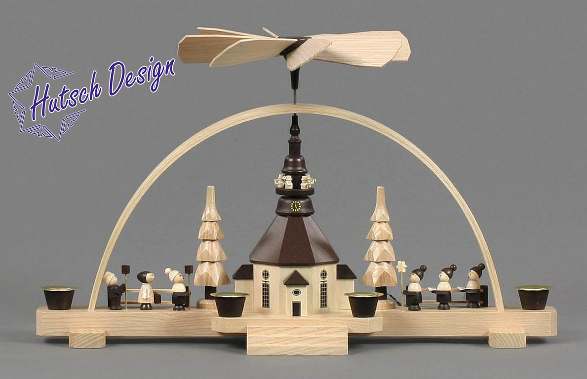 Pyramidenschwibbogen mit Seiffener Kirhe, Laternenkindern und Kurrende, für Kerzen d14mm 22x38cm Pyramidenschwibbogen mit Seiffener Kirhe, Laternenkindern und Kurrende, für Kerzen d14mm 22x38cm