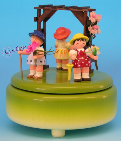 Spieldose grün mit 3 Blumenkinder Spieldose grün mit 3 Blumenkinder