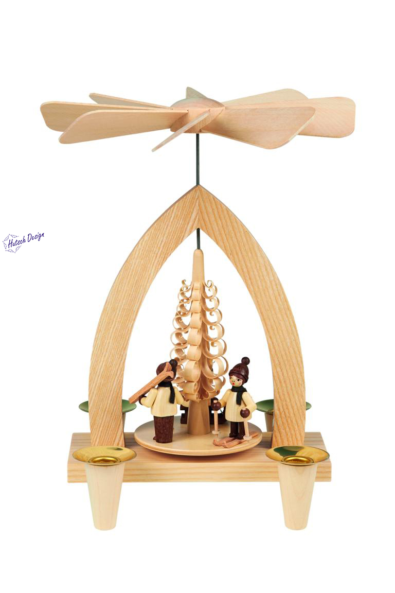 Pyramide mit Winterkinder Pyramide mit Winterkinder