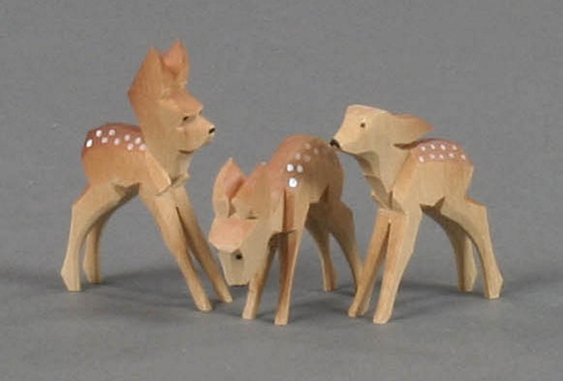 Rehkitze geschnitzt (3)