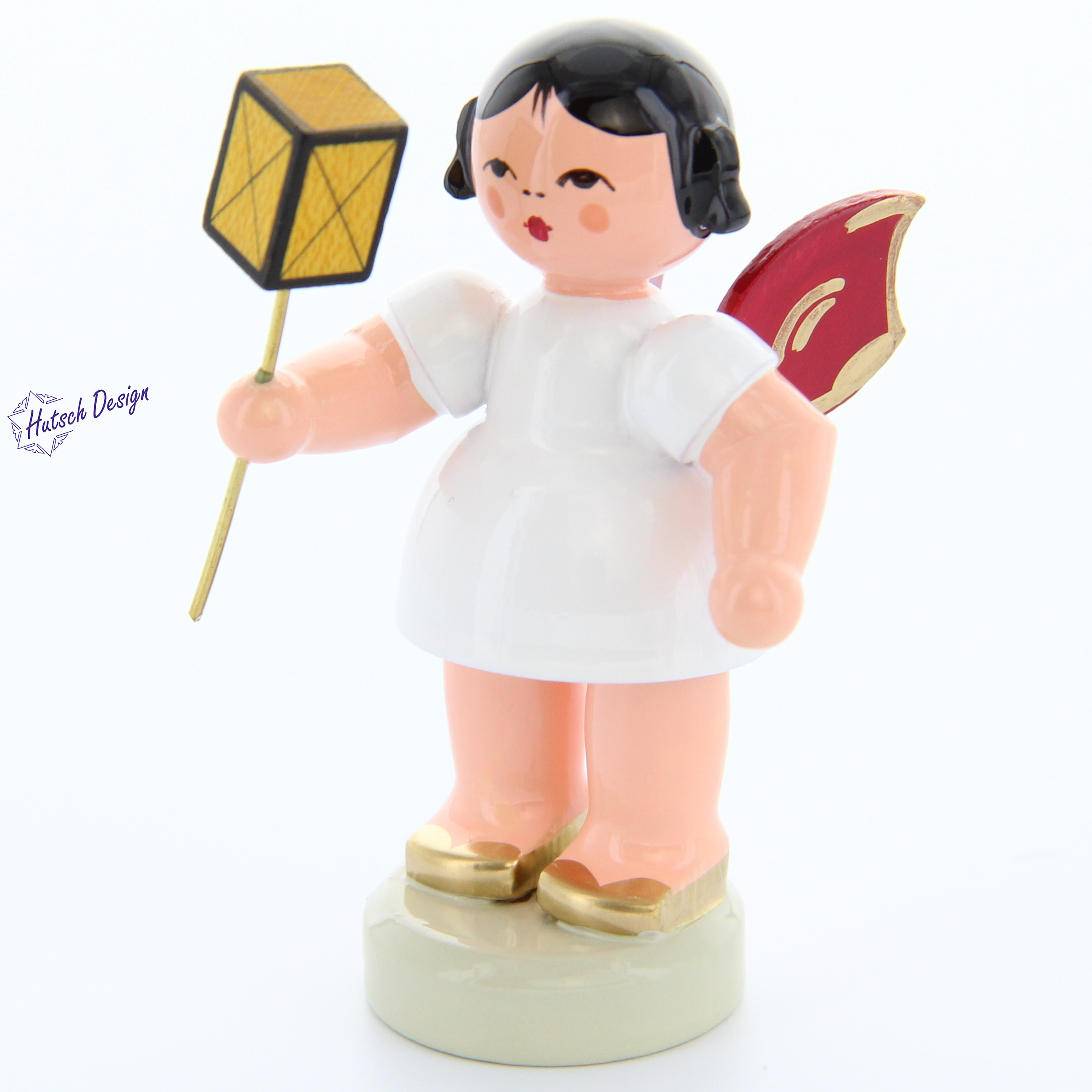 Engel stehend mit Laterne, rote Flügel