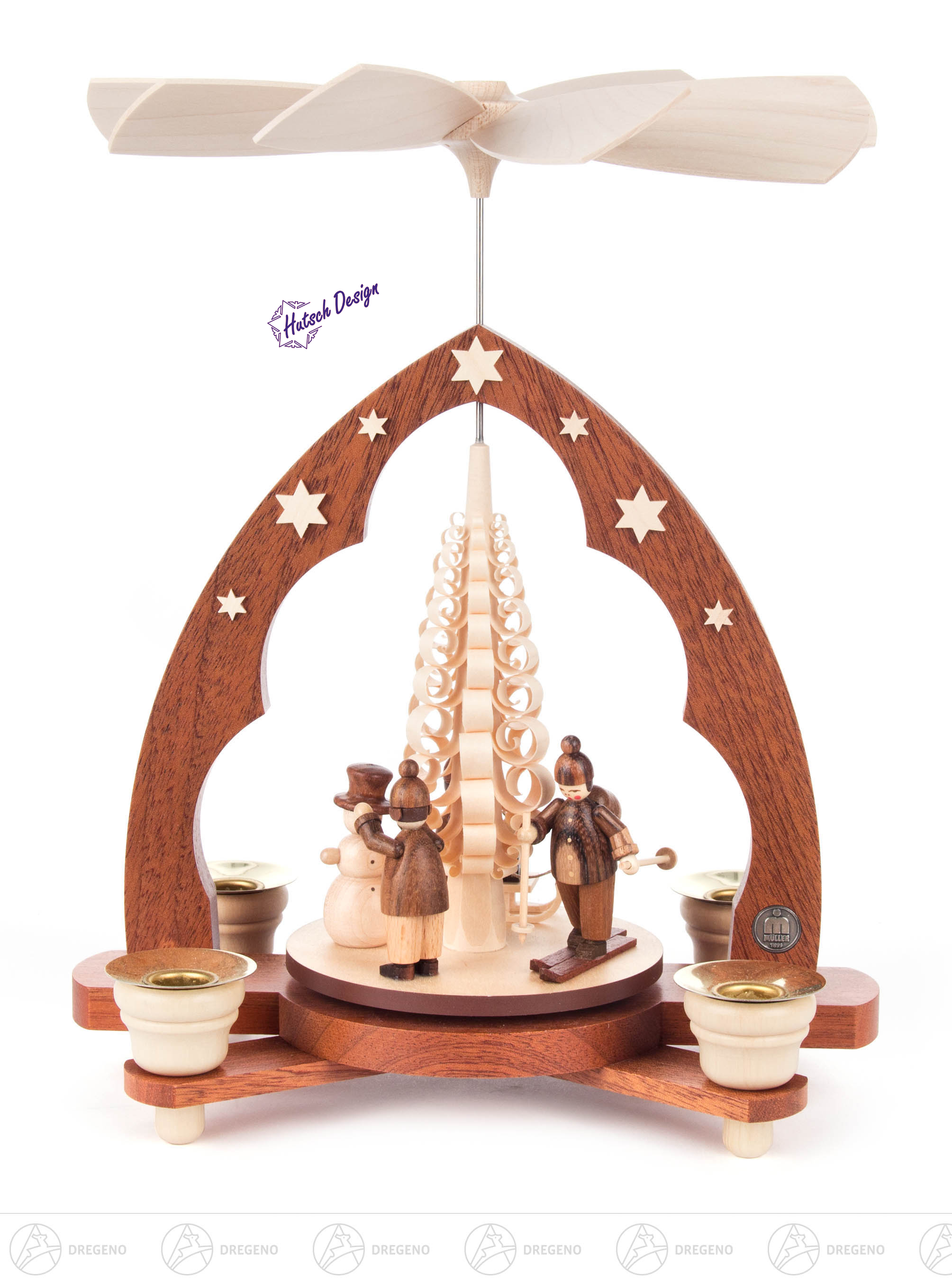 Pyramide mit Winterkindern, für Kerzen d14mm Pyramide mit Winterkindern, für Kerzen d14mm