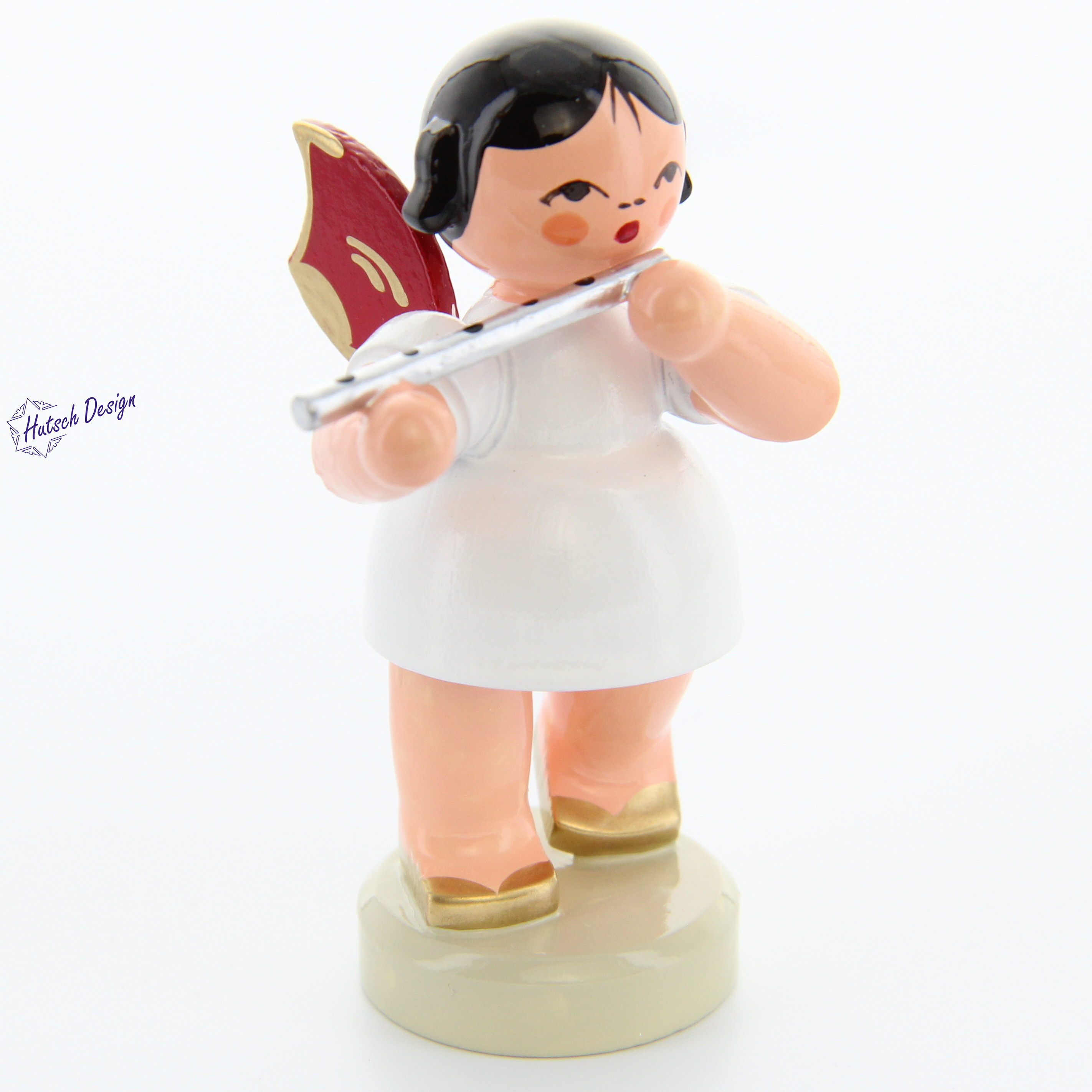 Engel stehend mit Querflöte, rote Flügel