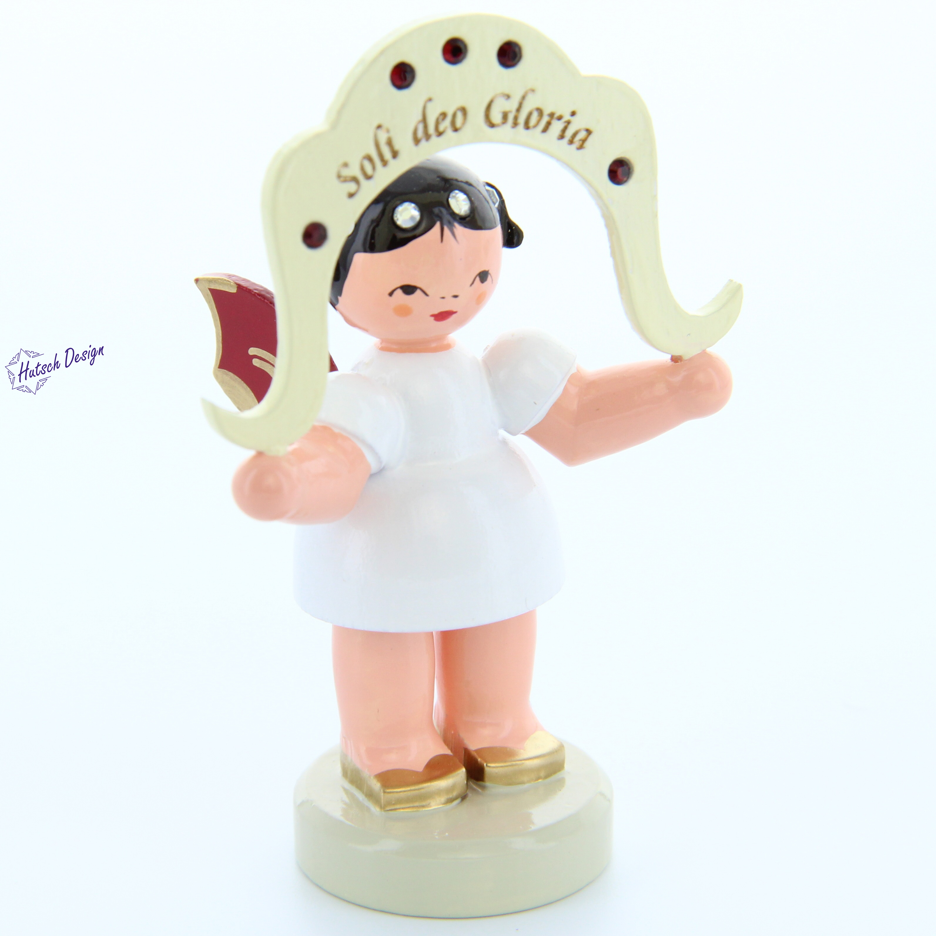 Engel stehend Soli Deo Gloria, Sonderedition Swarovski, rote Flügel