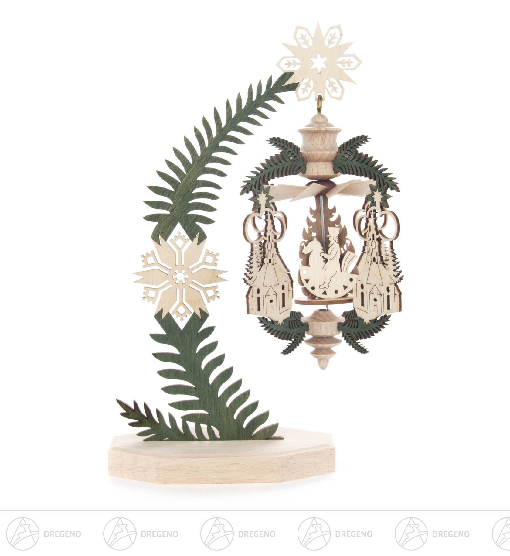 Wärmespiel mit Seiffener Kirche und Erzgebirgsfiguren hängend am Ständer