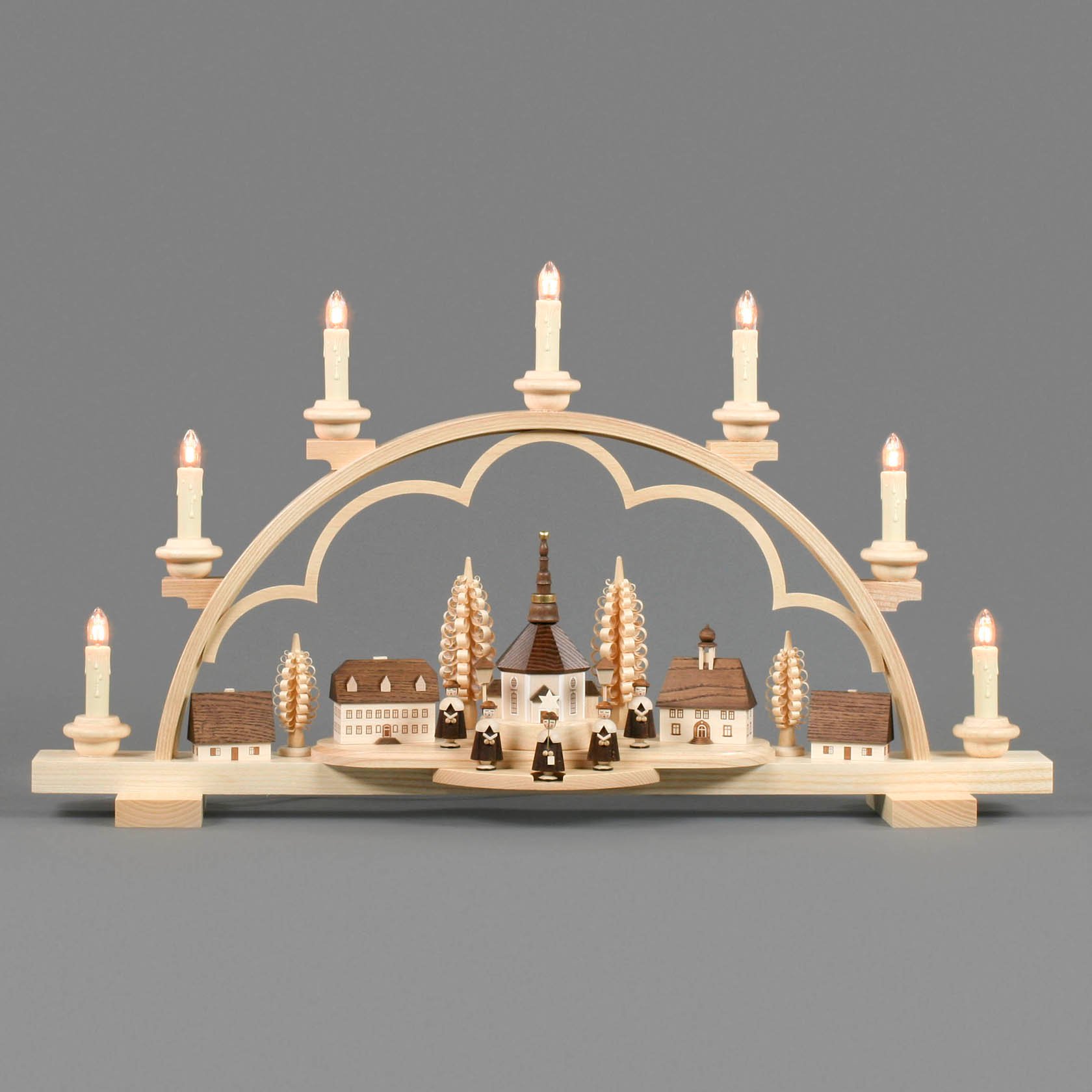 Schwibbogen mit Seiffener Dorf und Kurrende, elektrisch beleuchtet36 x64cm