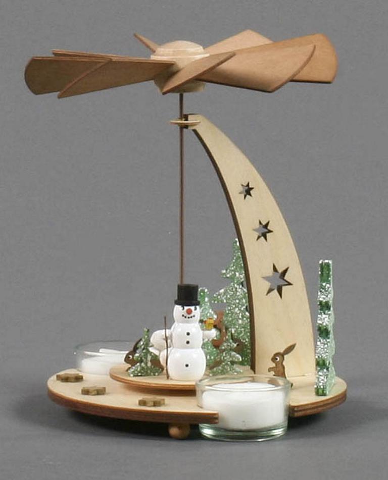 Pyramide mit Schneemann, für Teelichte