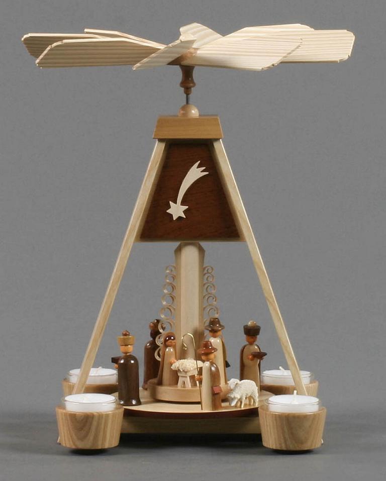 Pyramide mit Christi Geburt, für Teelichte Pyramide mit Christi Geburt, für Teelichte