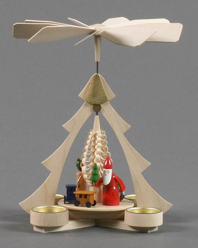 Pyramide mit Bescherung, für Teelichte