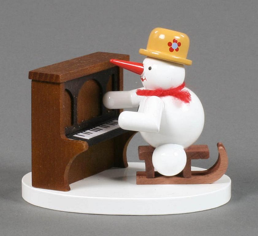 Schneemann am Klavier